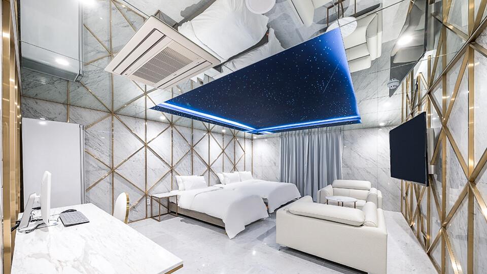 Amourex Hotel
