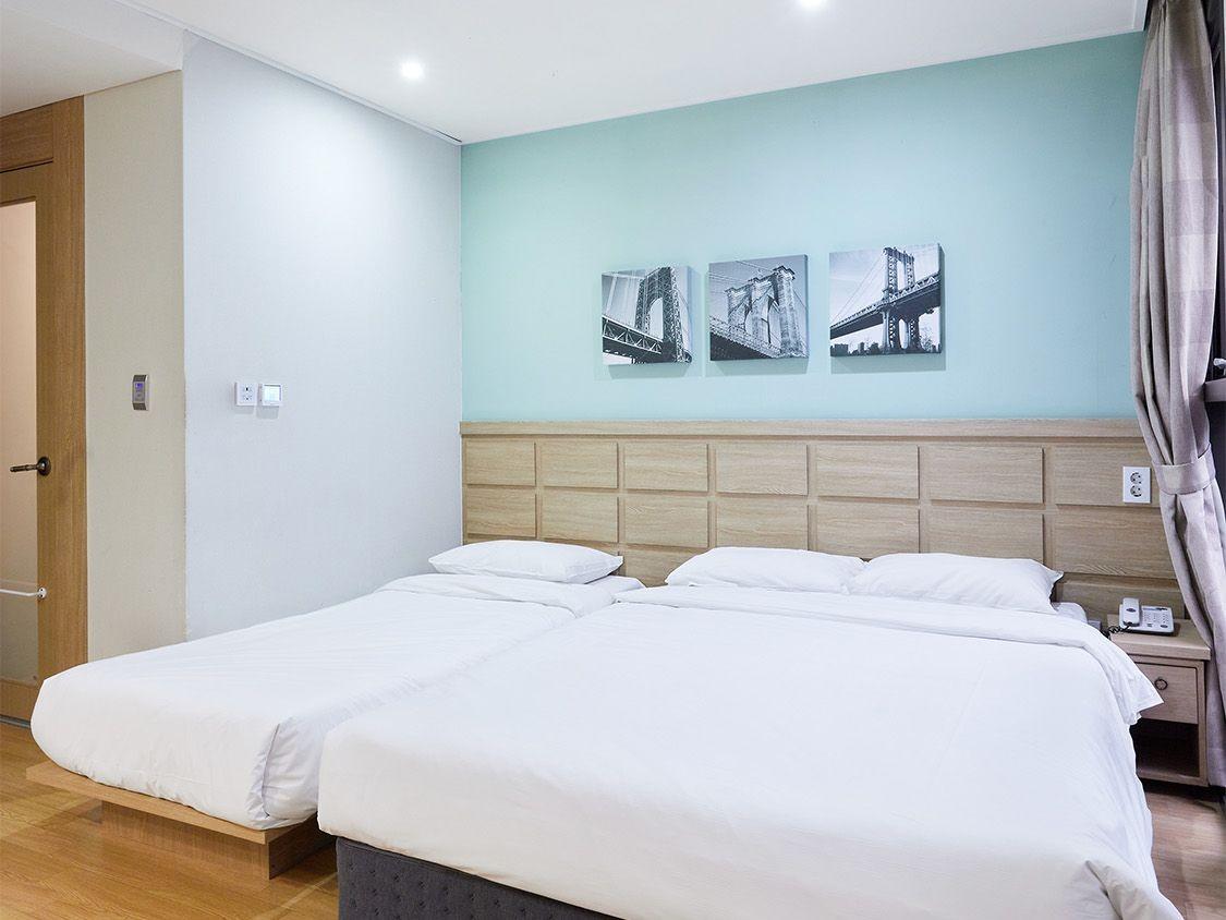 디럭스 패밀리 트윈