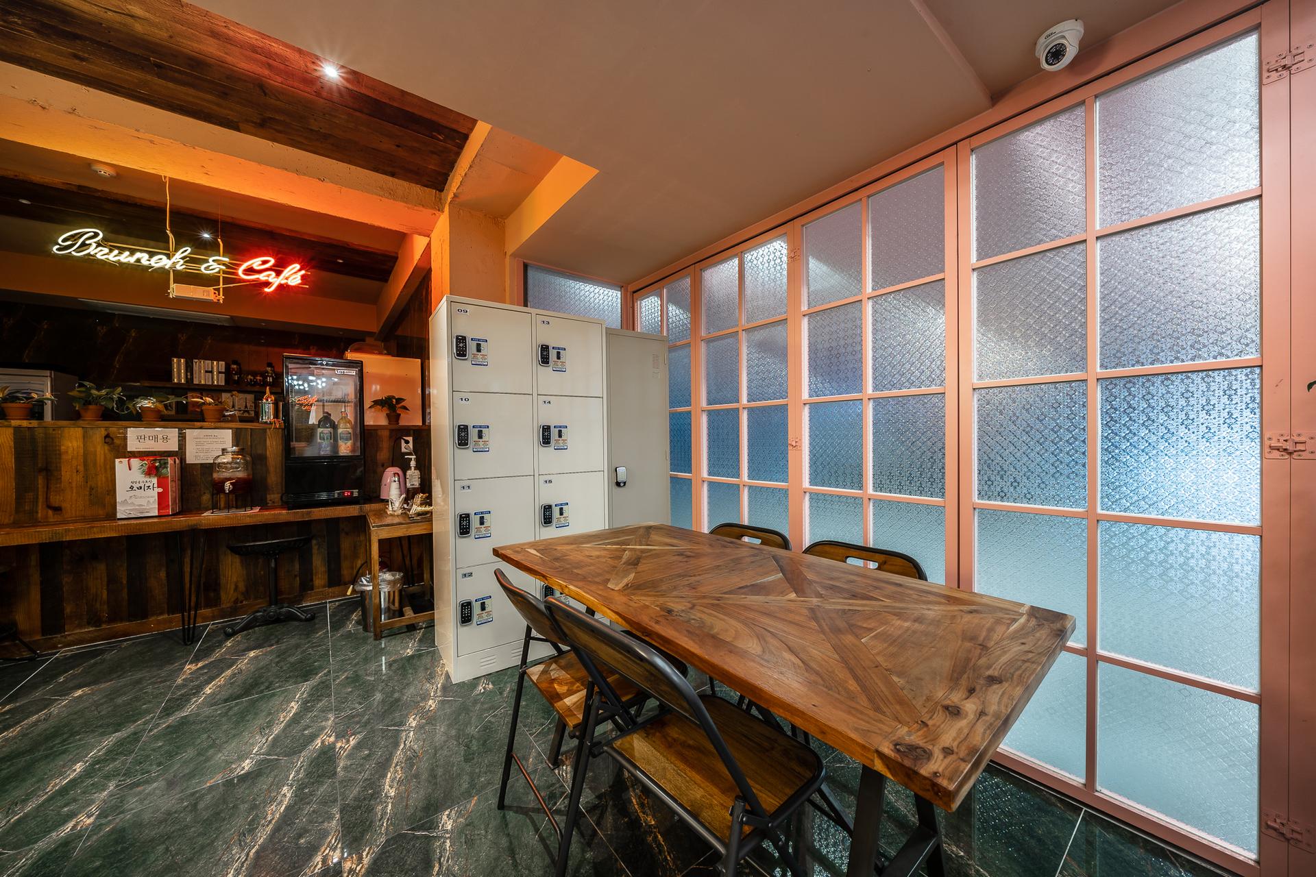 Busan Iwol Hotel Shinho Branch-43