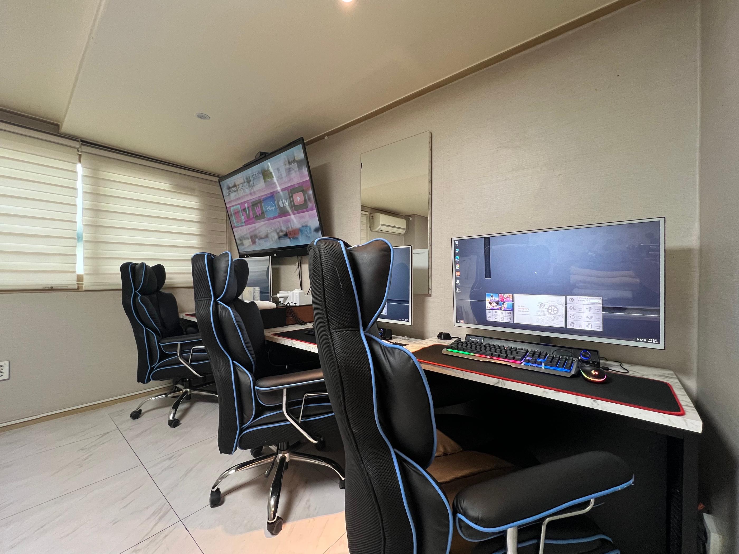 Suwon Station Some Suwon-4