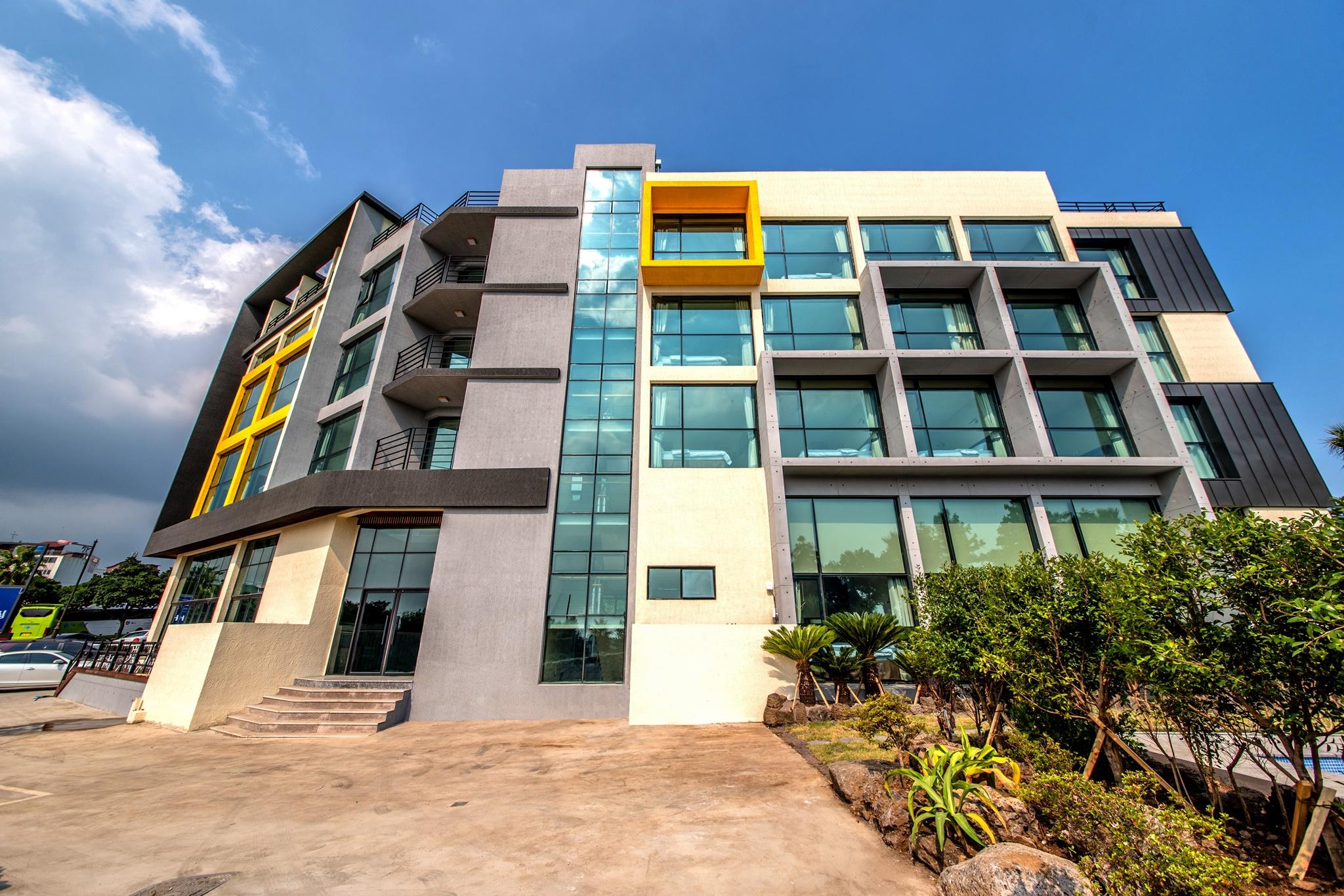 Jungmun Sunrise Hotel