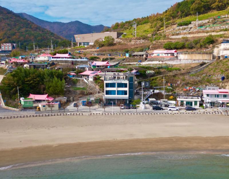 Yeosu Beach Free Pension