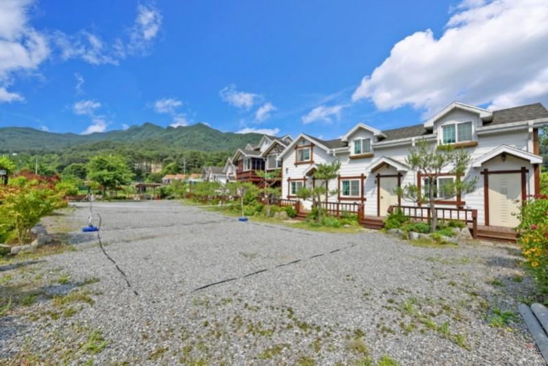 Gapyeong Happy Pension-36