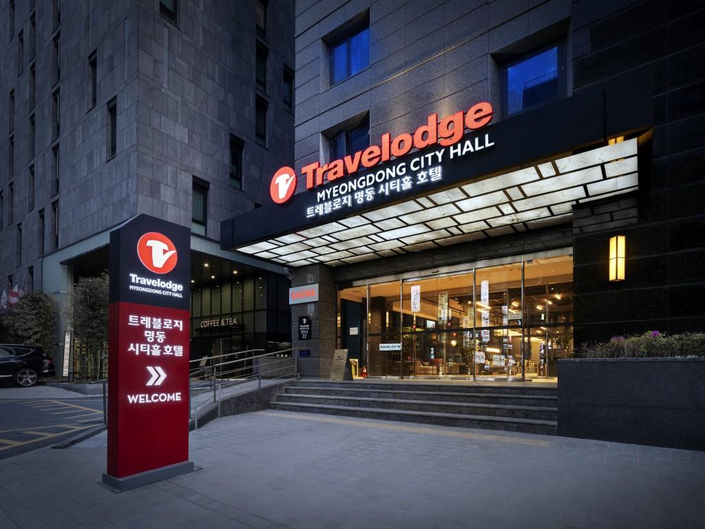 Travelodge Myeongdong City Hall Hotel