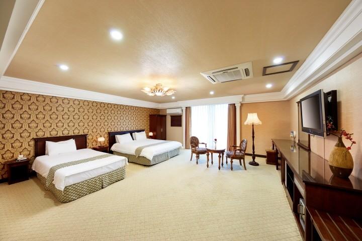 Dongbusan Oncheon Hotel-10