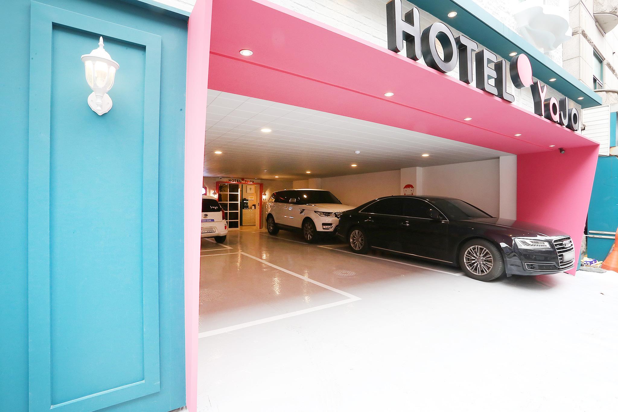 Sunganm YAJA Moran Station-28