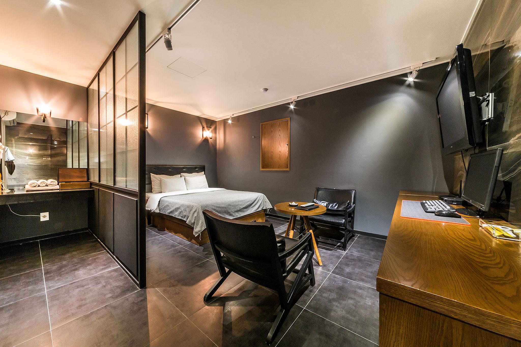 Ilsan (Daehwa) La Tree