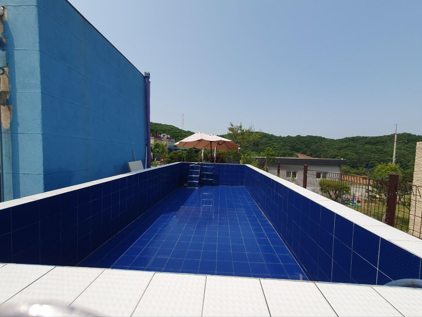 Yeoncheon Jjongi and Merry Dog Pension (2nd branch)