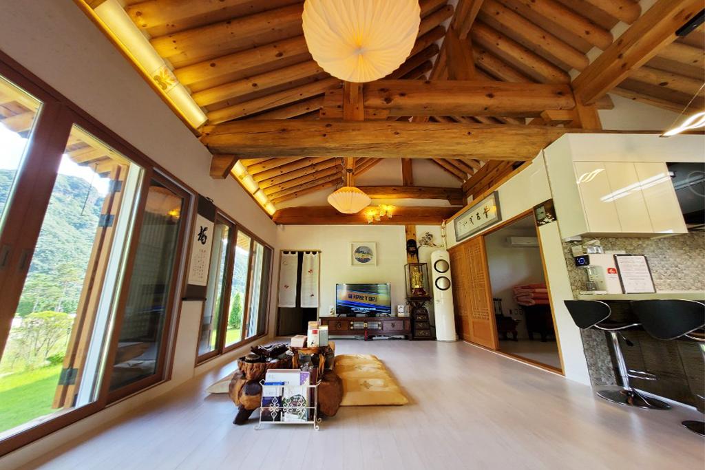 Andong Song Gye Heon Hanok Stay