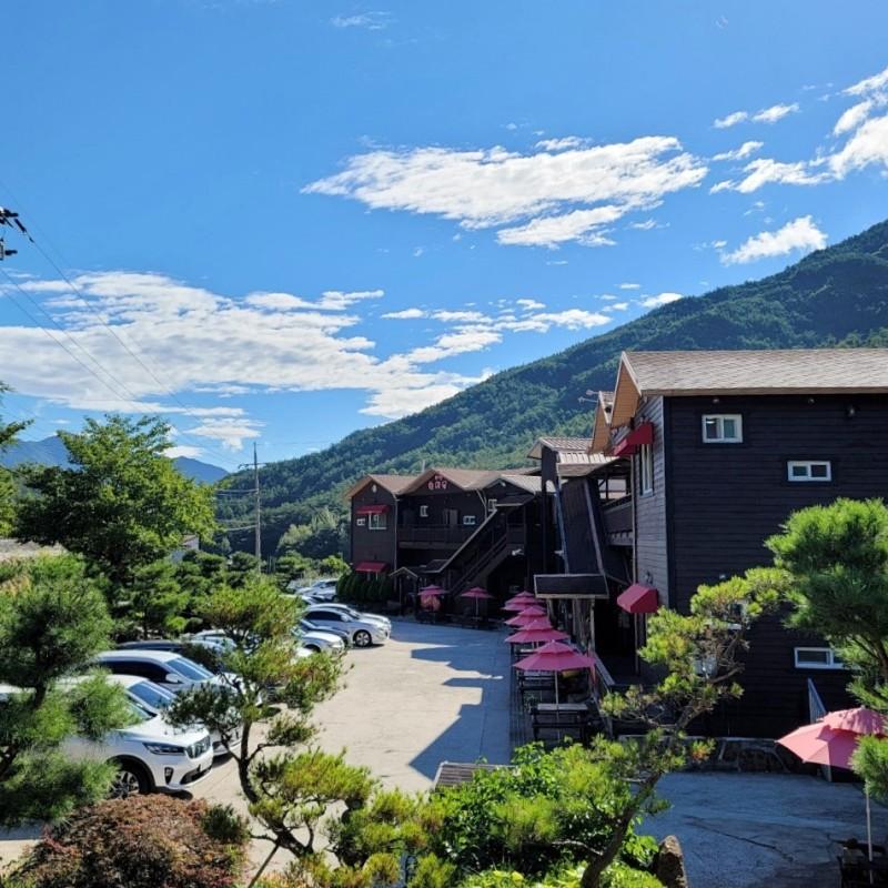 Namwon White Yeoul Pension
