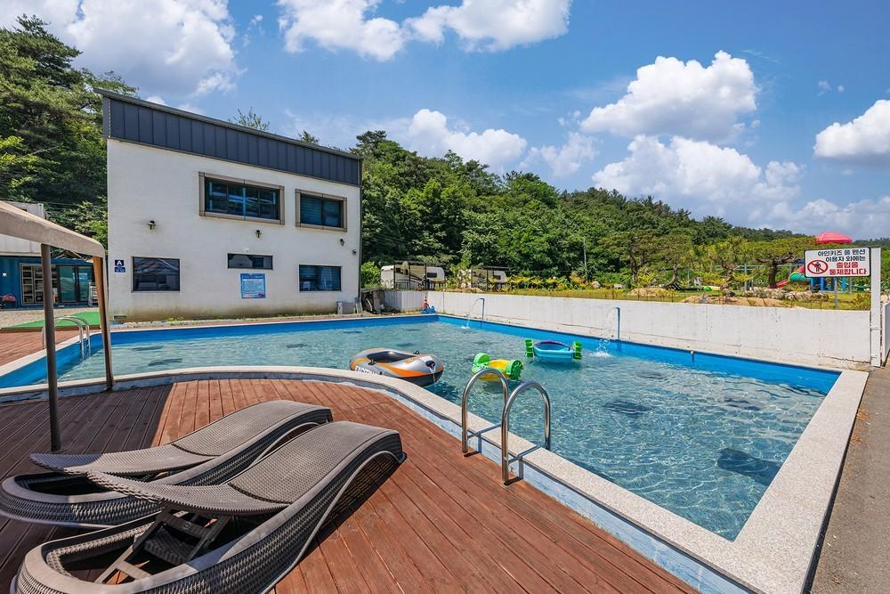 Fantasy Kids Poolvilla-10