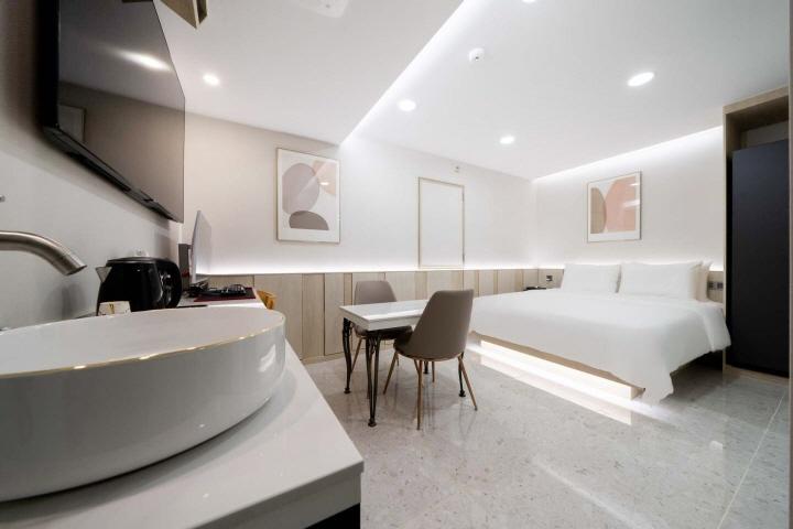 Seomyeon YTT Hotel