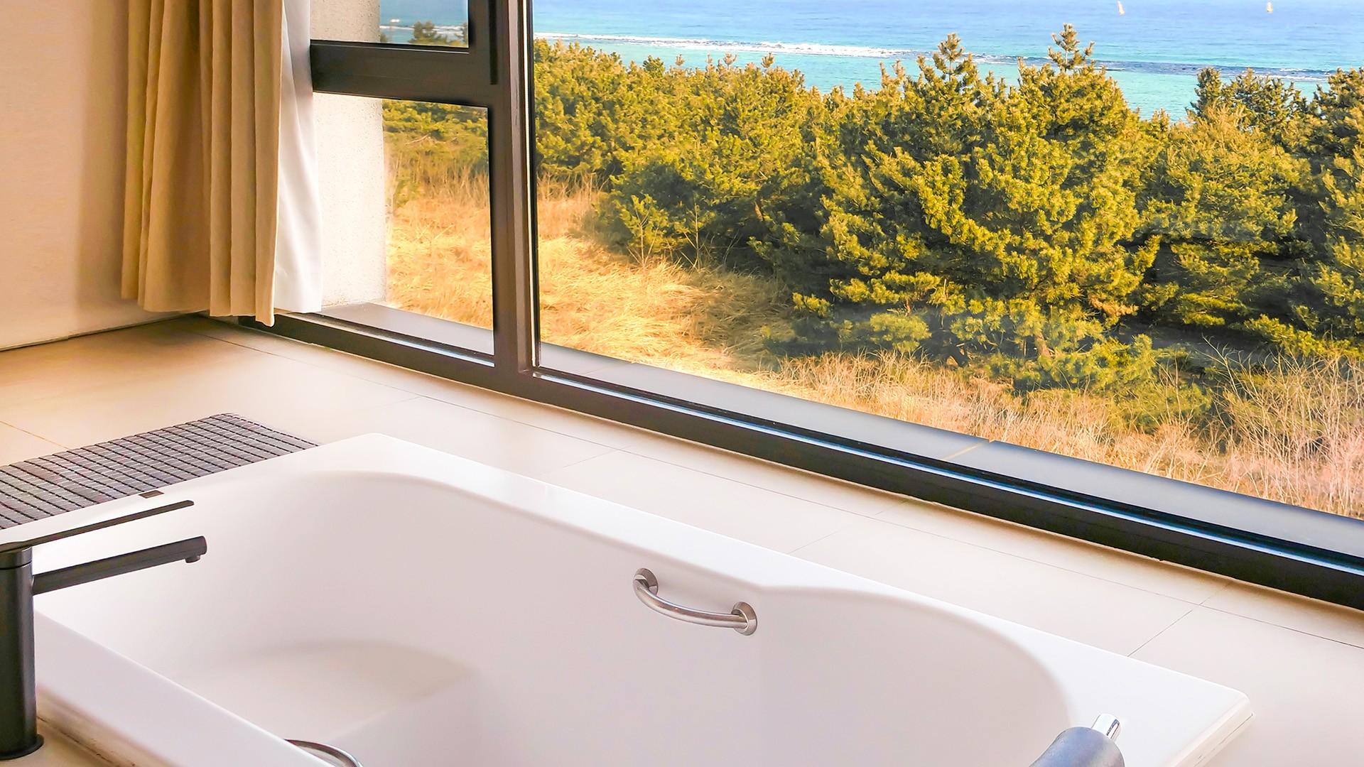 디럭스 자쿠지 코너