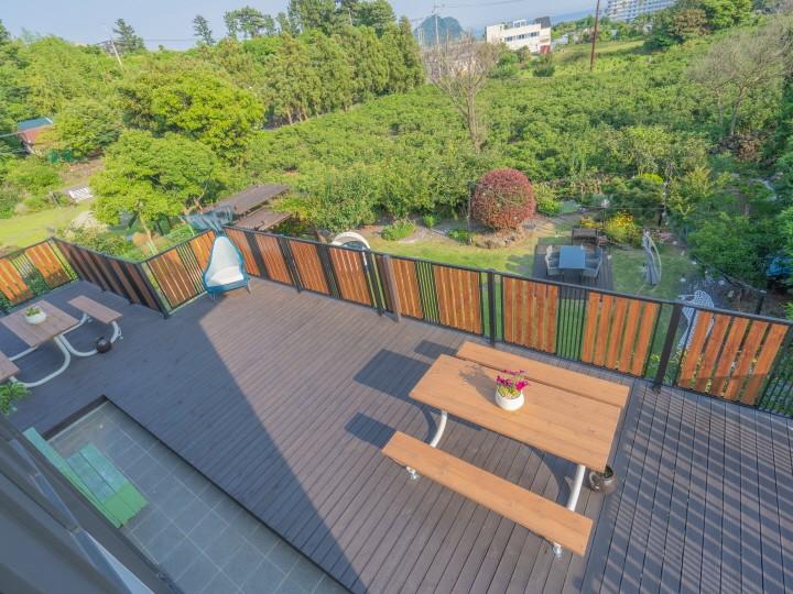 Seogwipo Sangchu Ne Pension (with dogs)-9