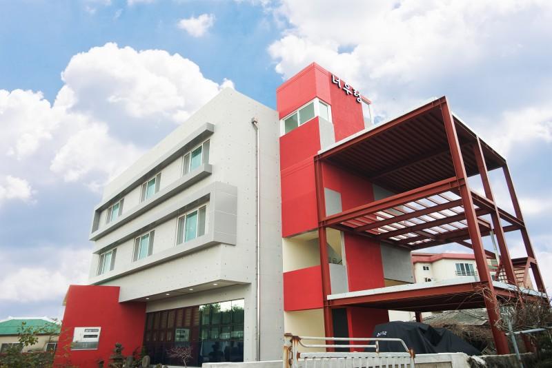 Jeju Neourung Pension