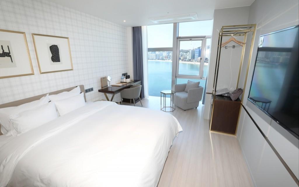 H Avenue Gwangalli Beach-31
