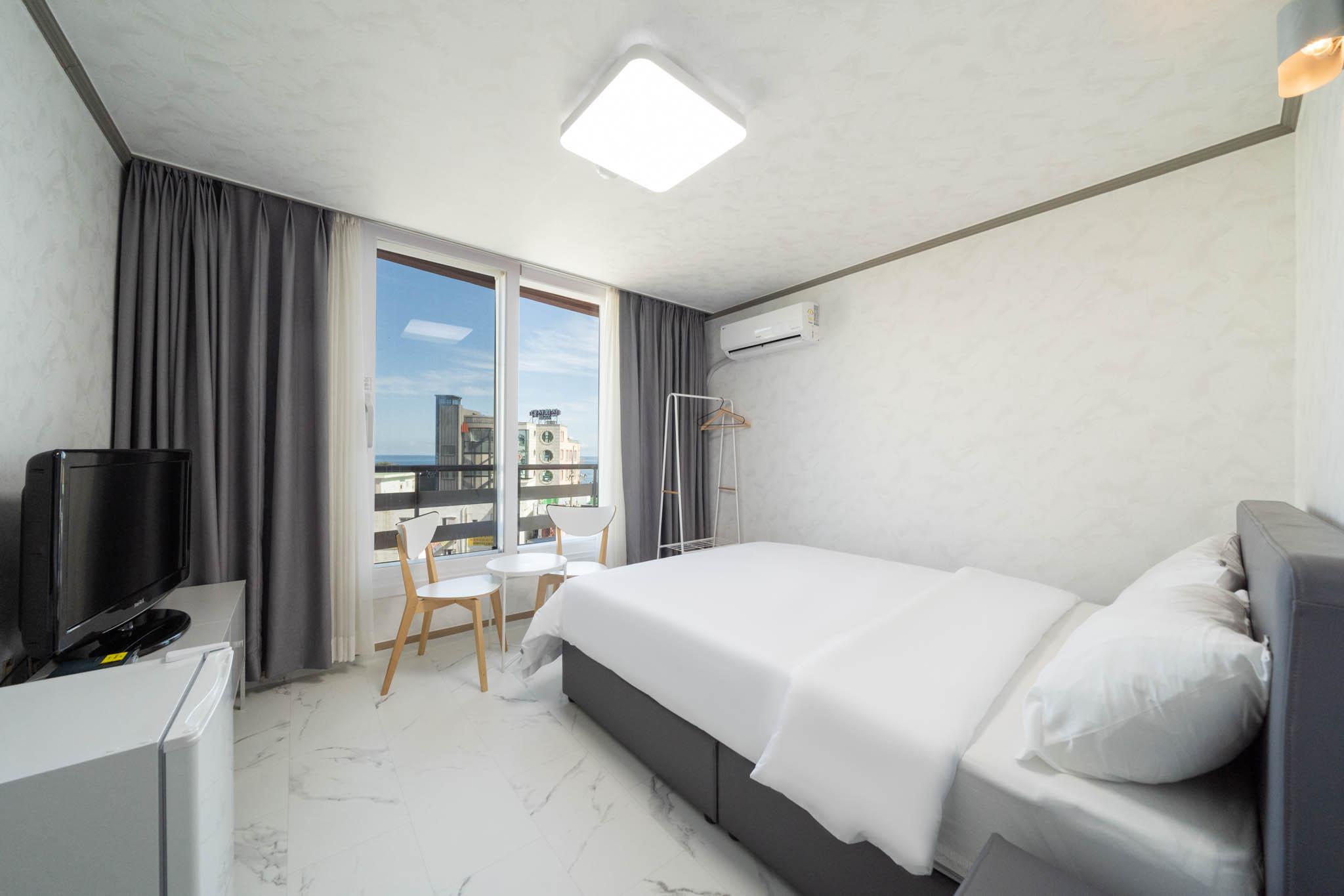 Sokcho Deungdae Beach Motel