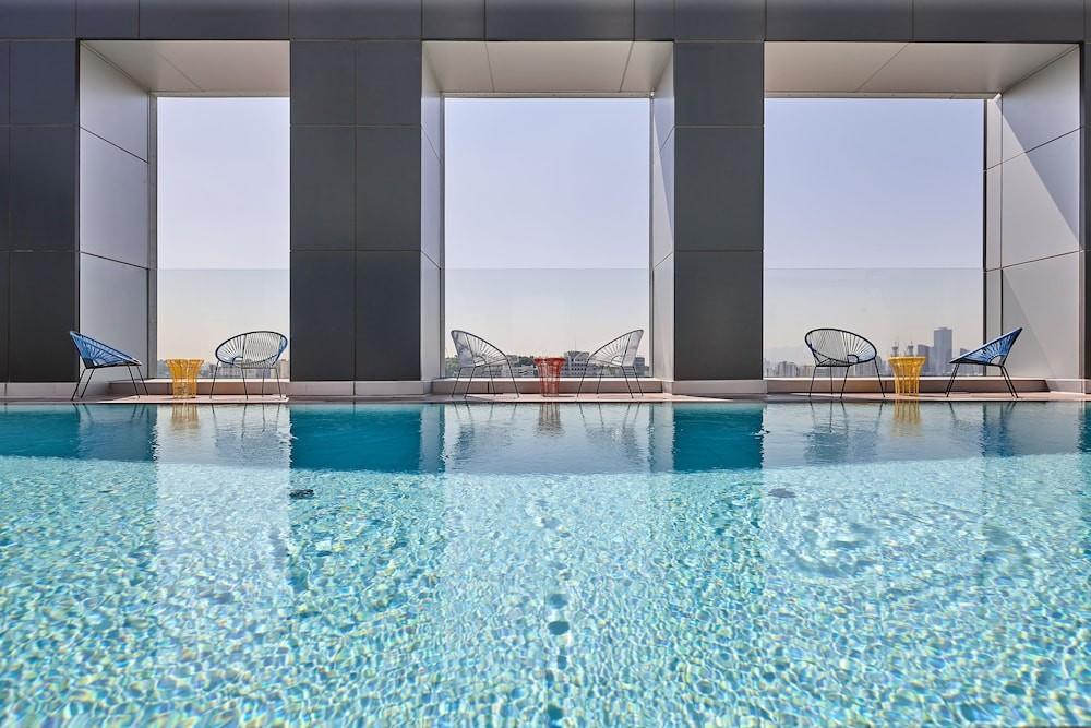 실내/야외 수영장