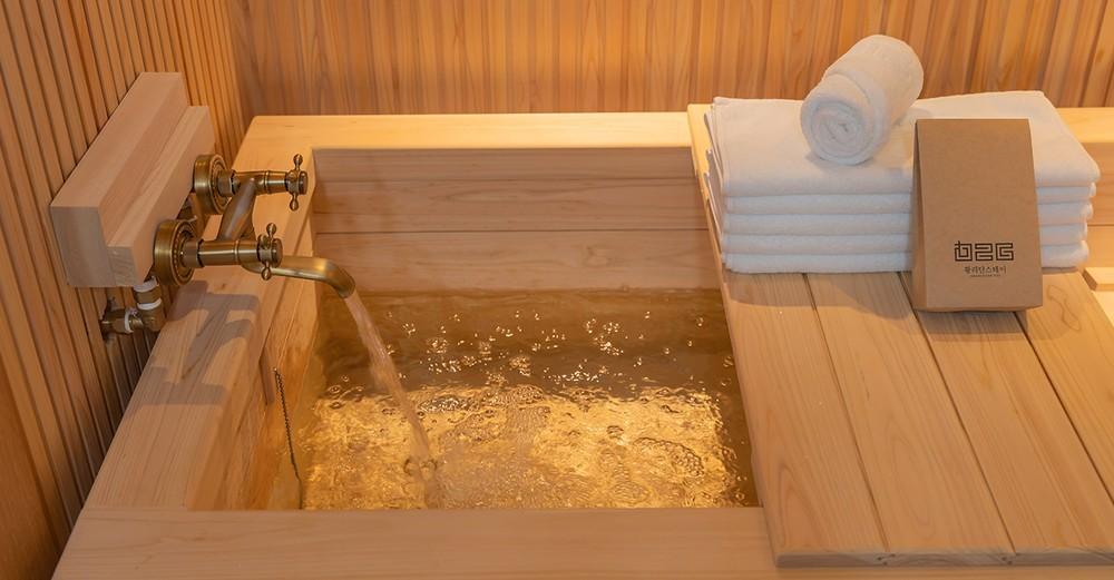 Gyeongju Hwanglidan Stay-9