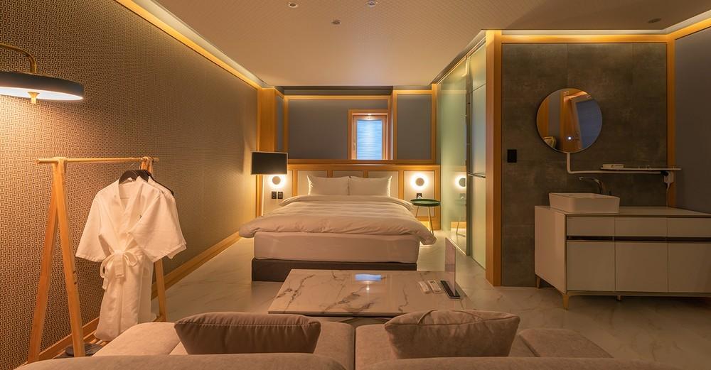 Gyeongju Hwanglidan Stay-14