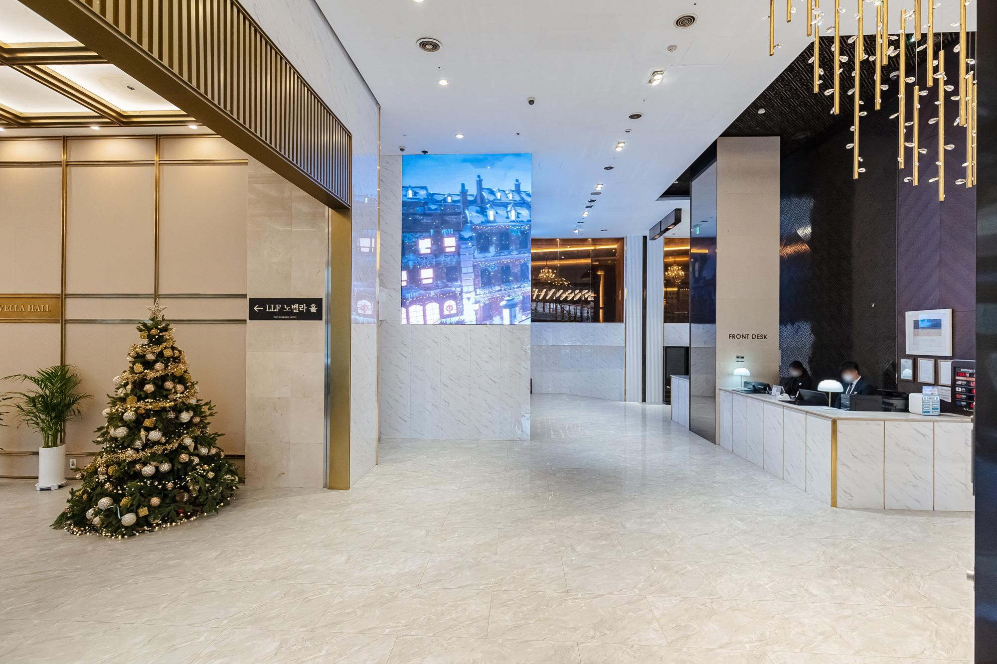 The Riverside Hotel-10