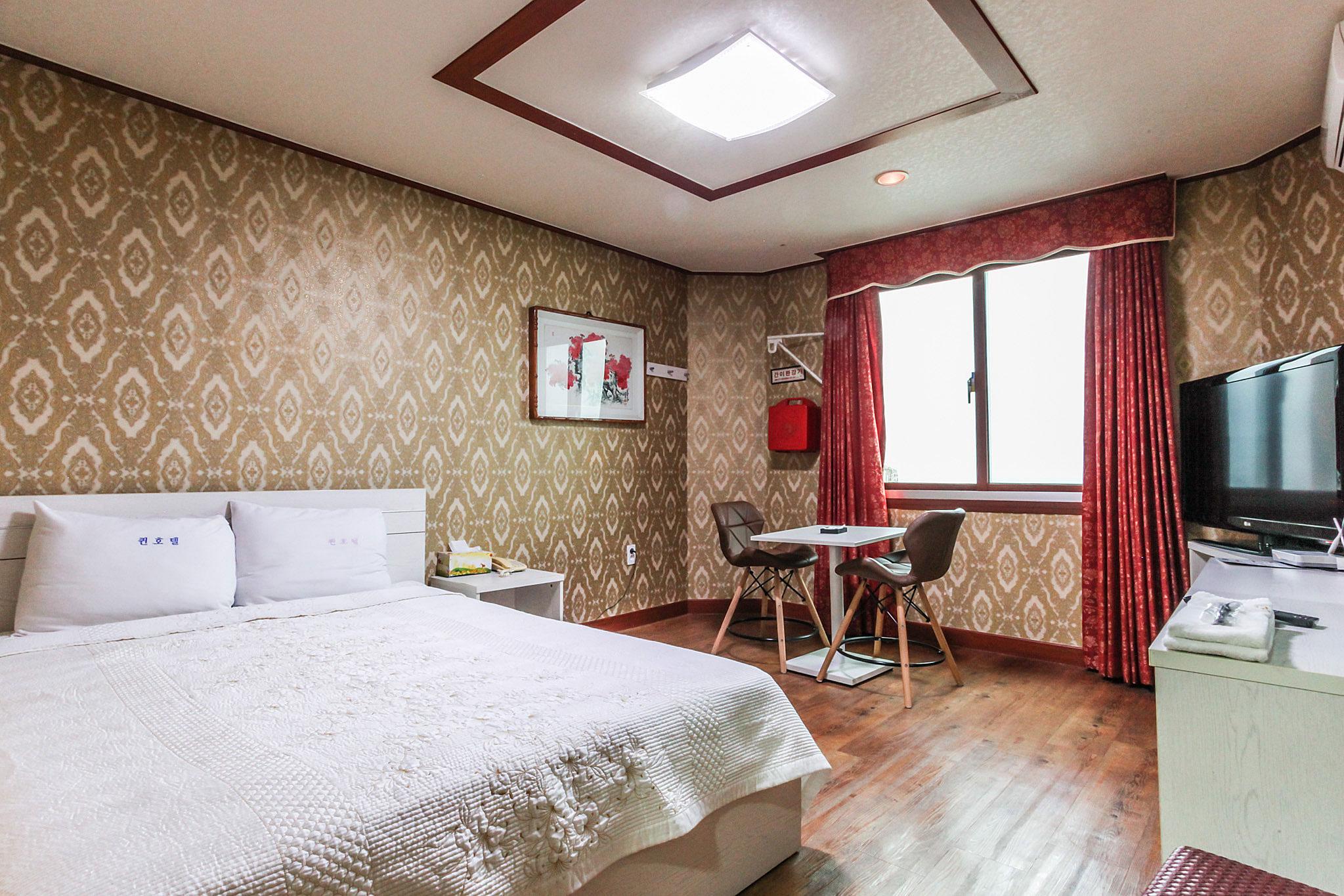 Seogwipo Queen Hotel