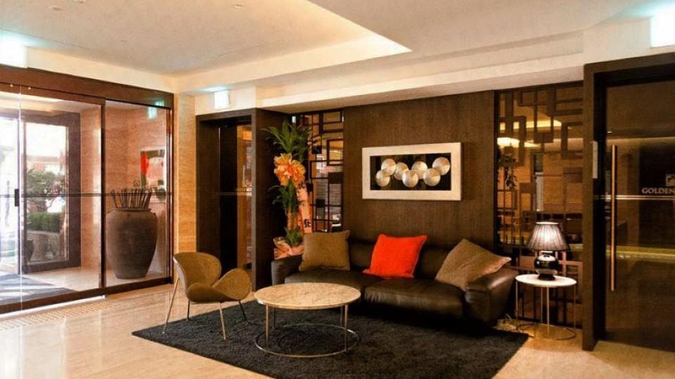 Golden Hotel