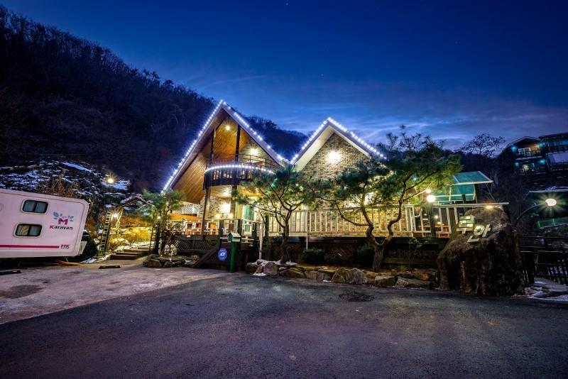 Gapyeong Valley Pension Luan (Valley in front of the pension)-38