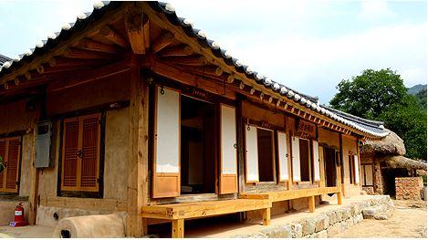 Andong Jukheon Old House Pension