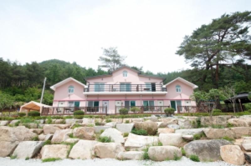 Geochang Byeongmajung Pension
