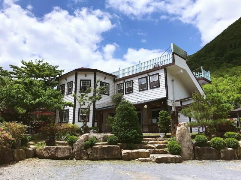 Jecheon Worakden Pension