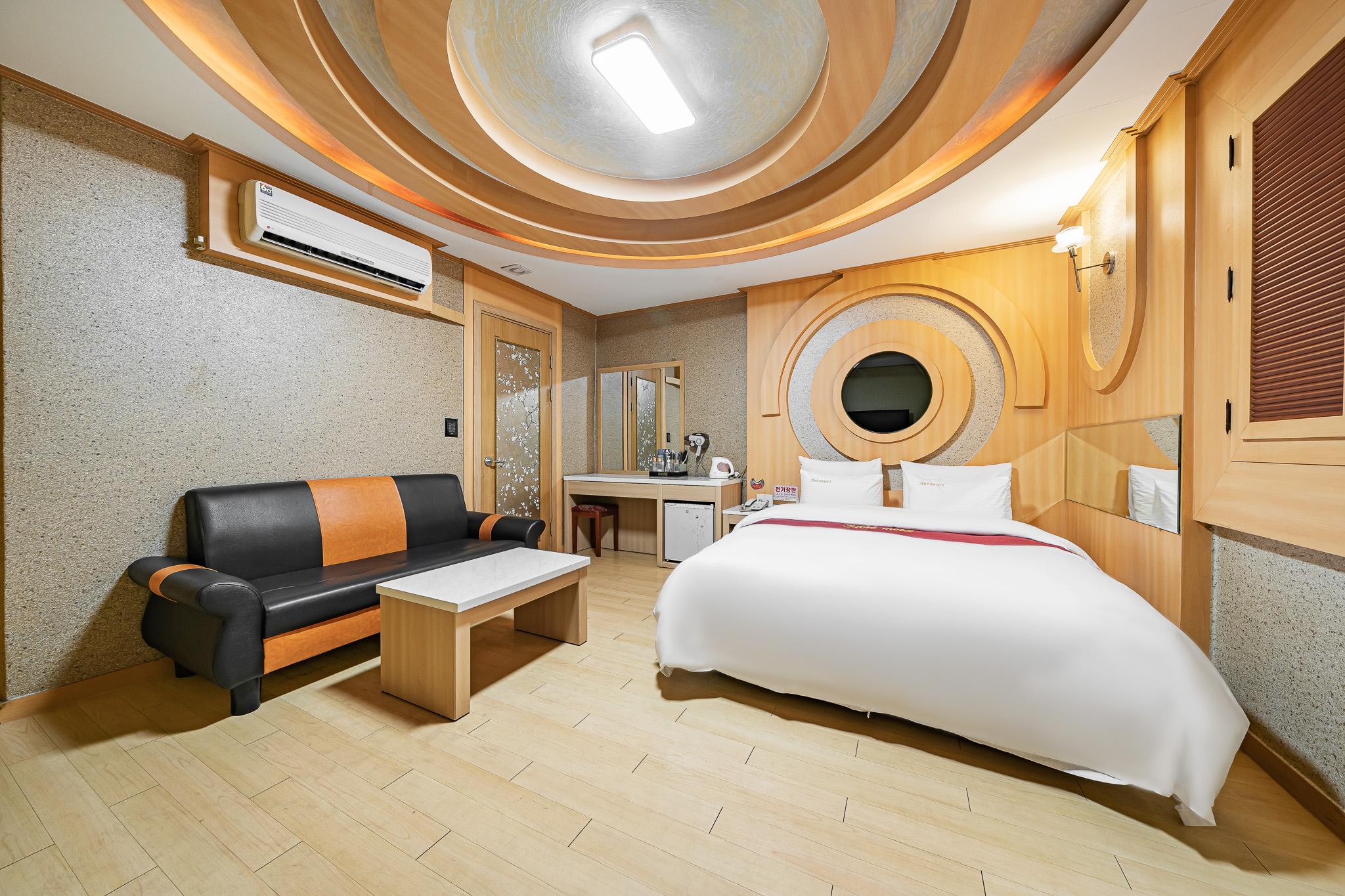 Suwon (Yeonghwadong) Herb Motel