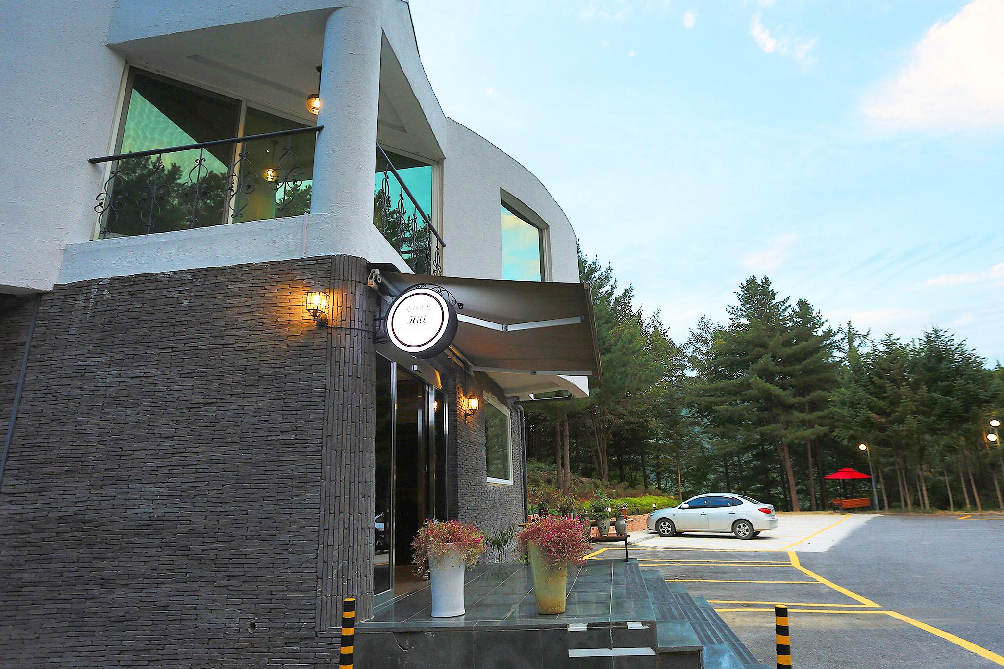 Pocheon Hill House-21