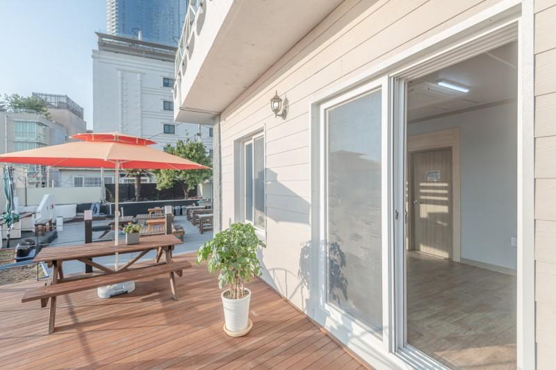 Busan Haeundae Fish Pension (Blue Line 1 minute)-4