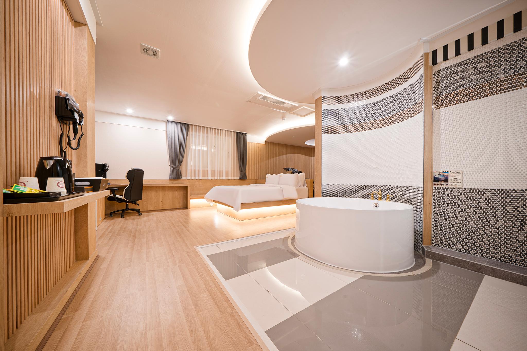 Gwangju Jungheungdong Hotel Boda Drive In