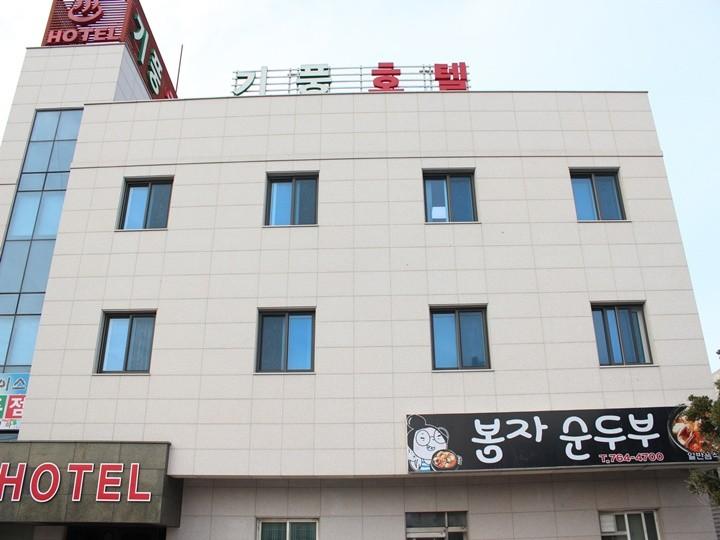 Gipung Hotel-3