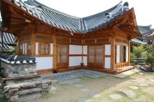 Jeonju Iodang Pension