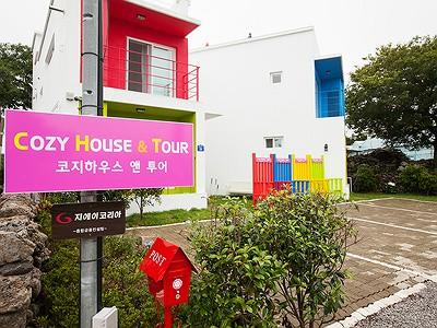Cozy House & Tour-10