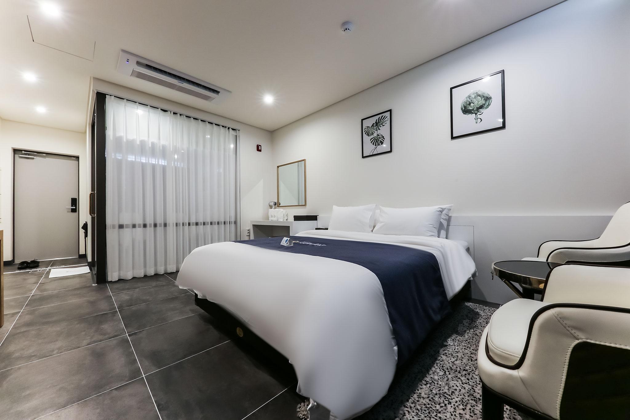 Cheongju Leaders Hotel