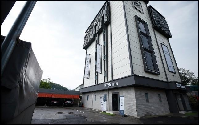 Yangju Songchu No.25 Hotel-2