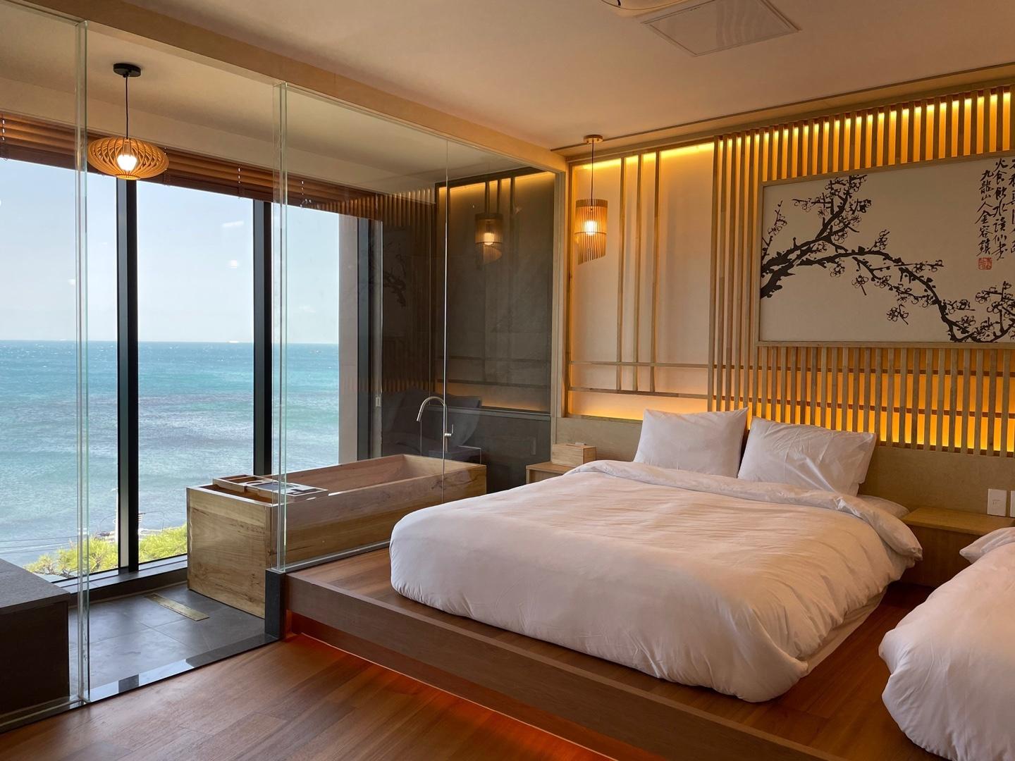Pool villa on a nice day in Jeju Island