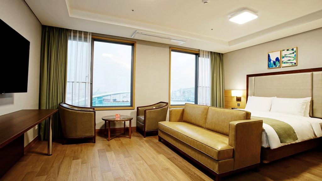Stanford Hotel Busan-12