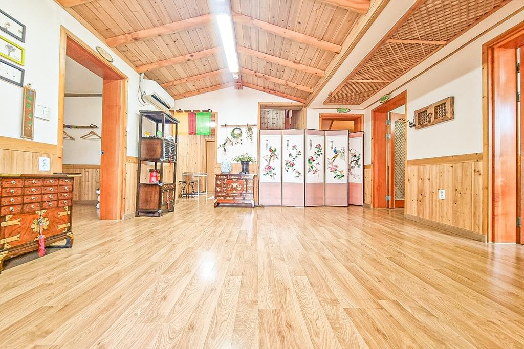 Jeonju Dajeong Hanok Stay