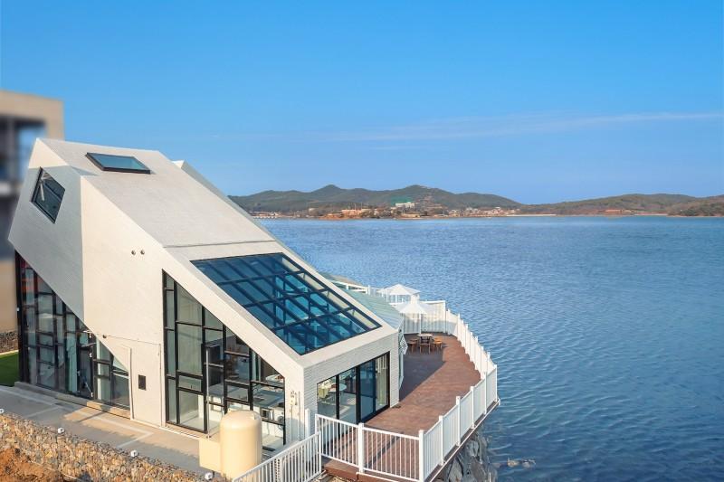 Daebudo White Cube Pension-6