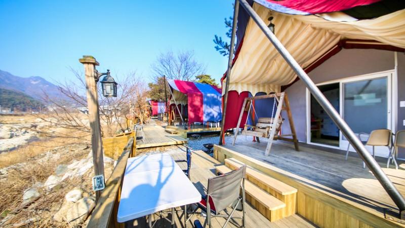 Pocheon Pine Tree Glamping Poolvilla-33