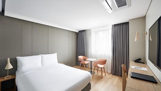 Hotel Peyto Samsung-9