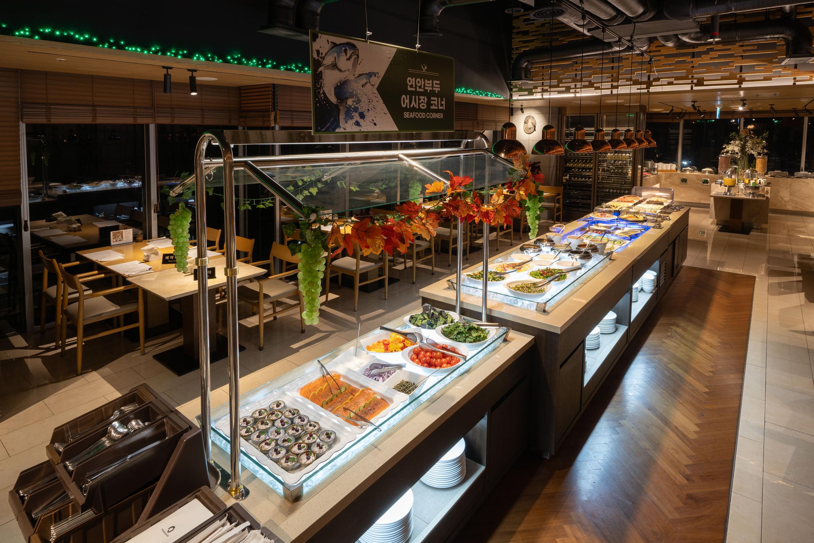 Harbor Park Hotel-10