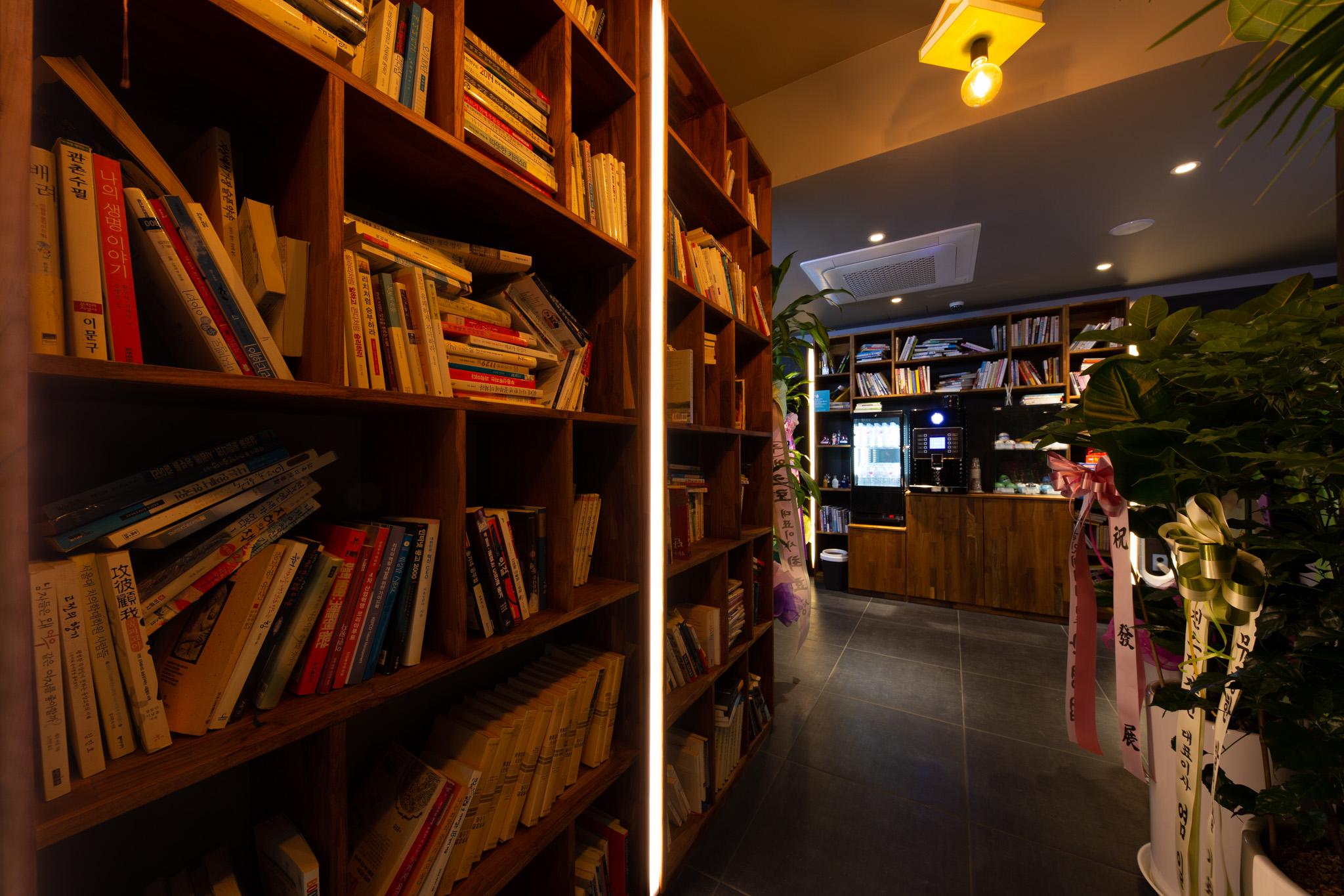 Doksan Hotel In Cafe-20