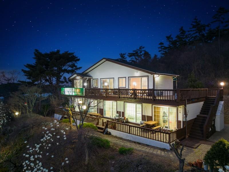 Taean (Anmyeondo) Daolae Pension