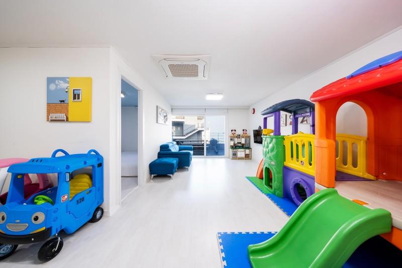 Geoje Island Viken Kids Pool Villa